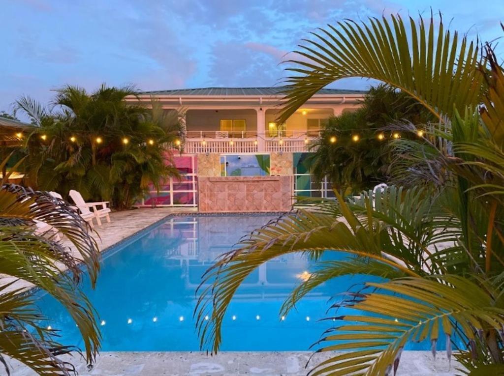 מנאטי El Flamingo Beach Club מראה חיצוני תמונה